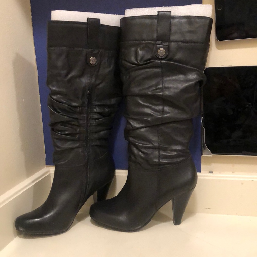 Black boots